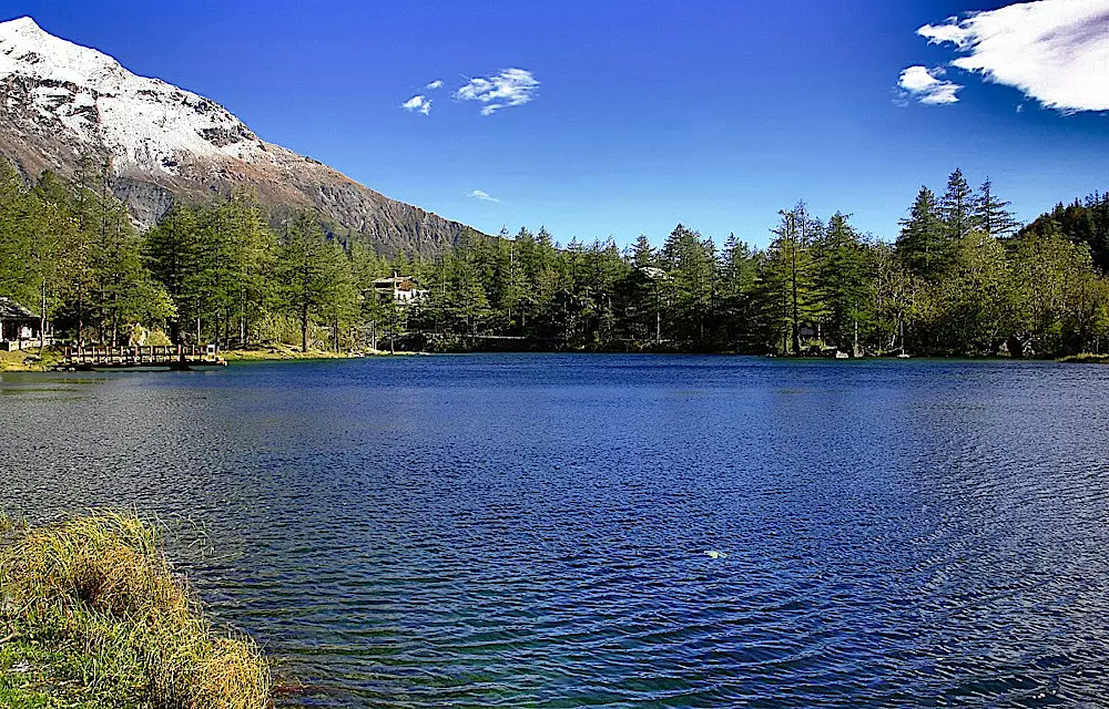 vista lago Grande Di Moncenisio e passerella